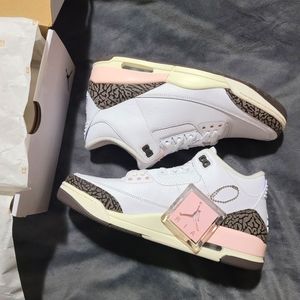 SOLD Jordan 3 Retro Neapolitan Dark Mocha